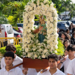 Arco Floral para la Virgen María – COD. 698